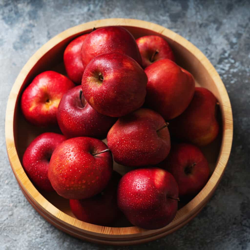 how to store apples to keep them fresh