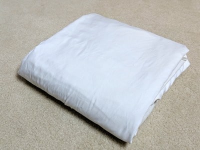 folded fitted sheets