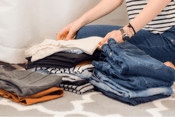 decluttering clothes