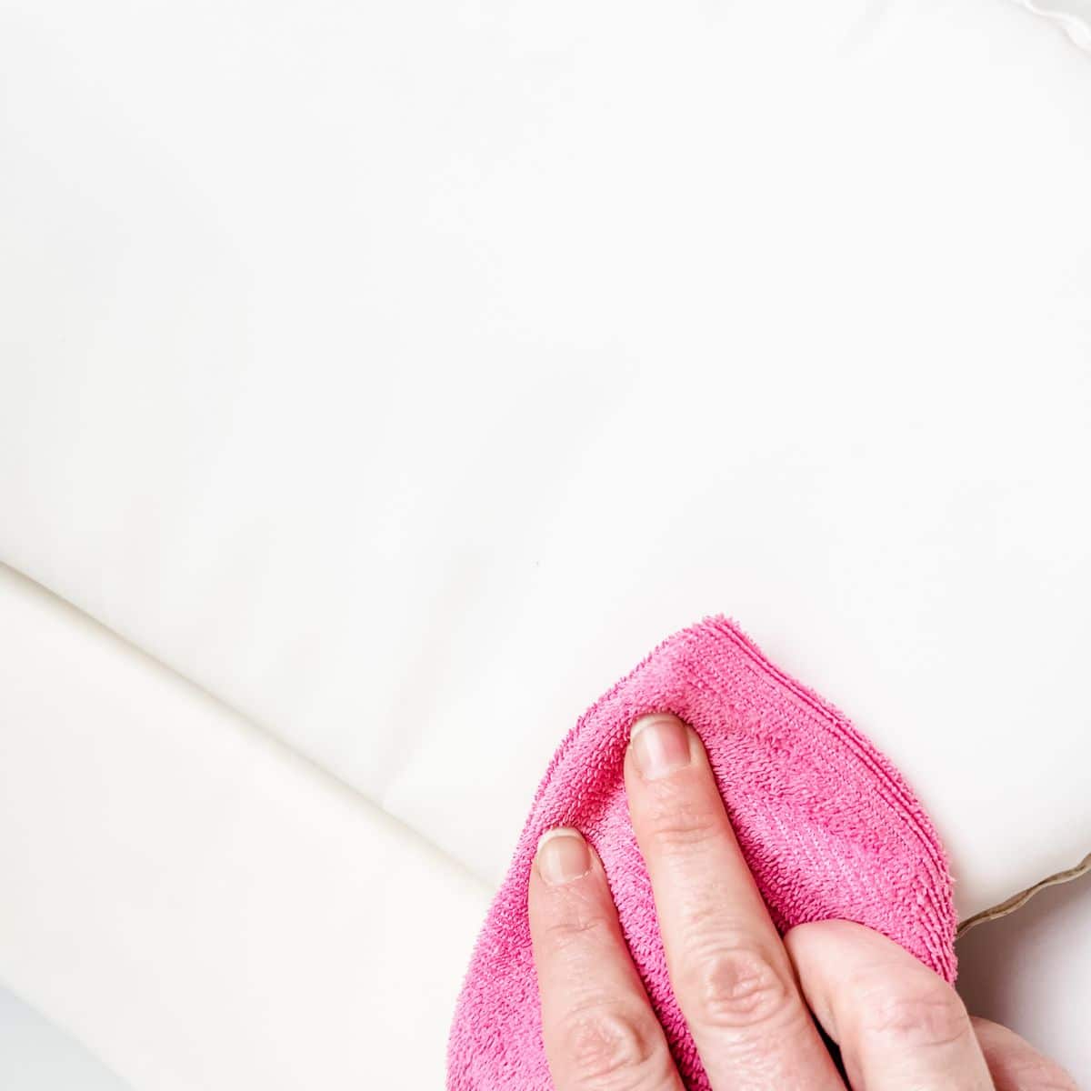 How To Clean A Bath Pillow - Frugally Blonde